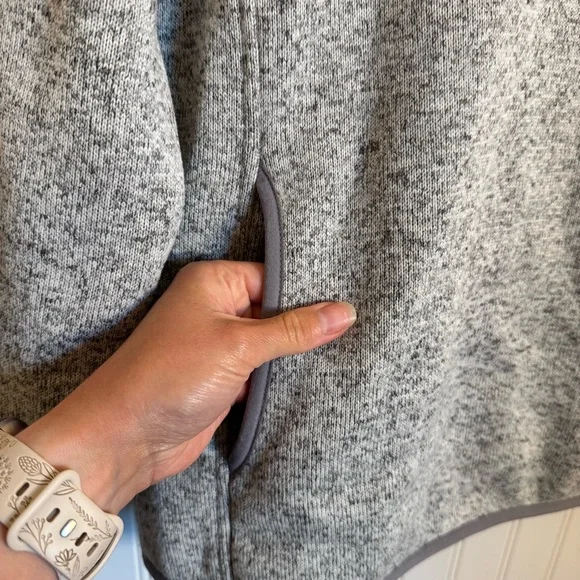 L.L.Bean Women’s Heathered Gray 1/4 Snap Pullover Size Medium - Picture 4 of 11